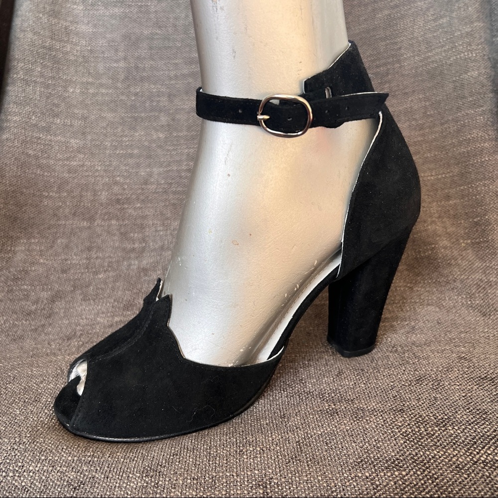 Bianca Luck handmade suede peep toe ankle strap black heels 9